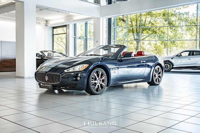 Blau Gebraucht 2012 Maserati GranCabrio Cabrio | 54.900 € (Superpreis) - Bild 1/4