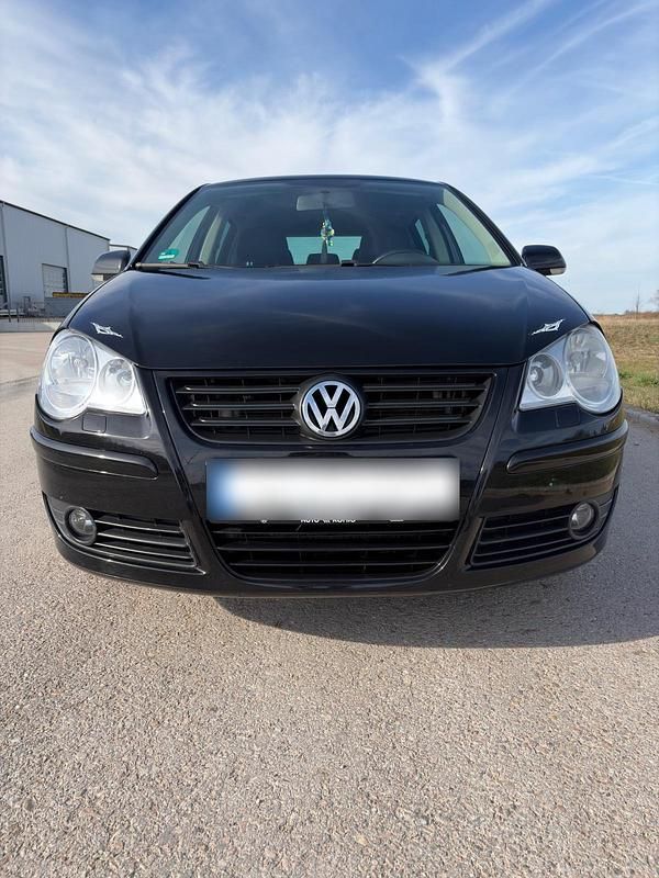 Gebraucht VW Polo Trendline 68 PS (50 kW) 2008 Schwarz Kleinwagen
