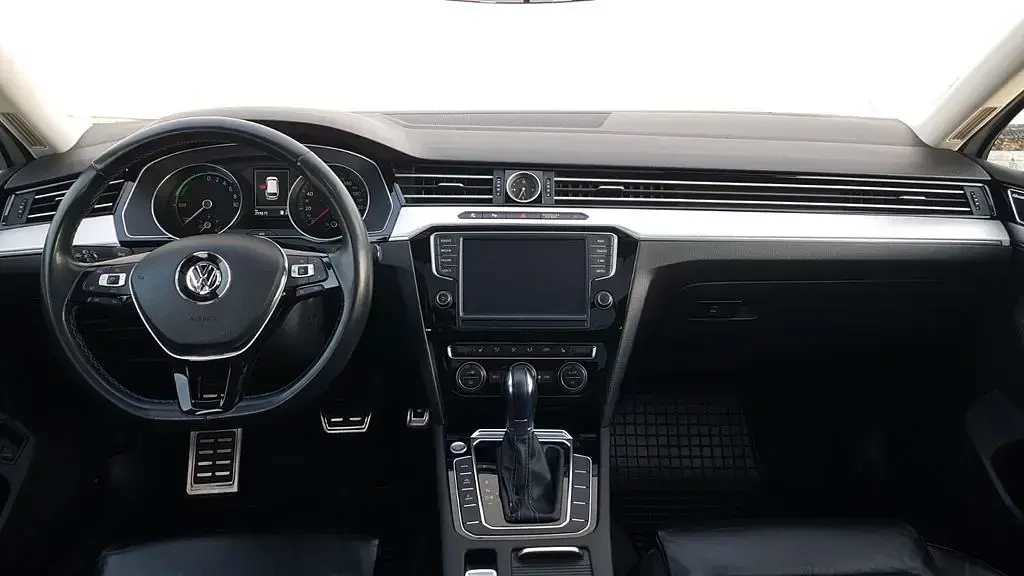Gebraucht VW Passat GTE 218 PS (160 kW) 2015 Weiß Limousine
