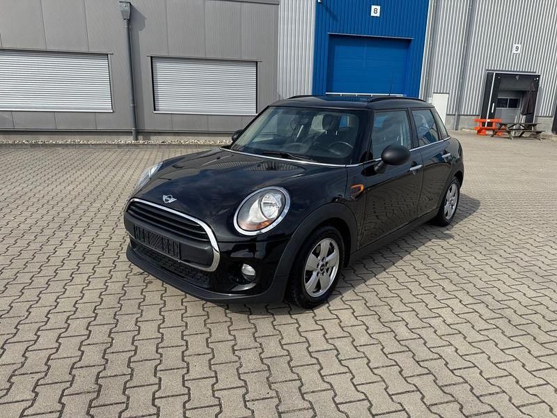 Schwarz Gebraucht 2017 Mini ONE Kleinwagen | 5.800 € - Bild 1/4