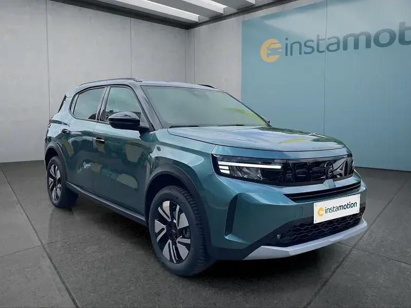 Neu Opel Frontera 145 PS (106 kW) 2026 Grün SUV