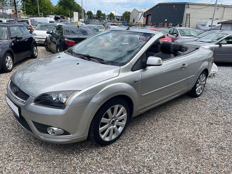 Silber Gebraucht 2008 Ford Focus Cabriolet Titanium Cabrio | 4.790 € (Fairer Preis) - Bild 1/4