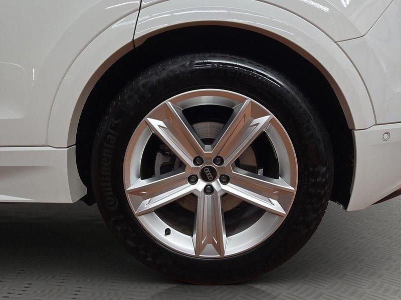 Gebraucht Audi Q8 Ambiente 381 PS (280 kW) 2022 Weiß SUV