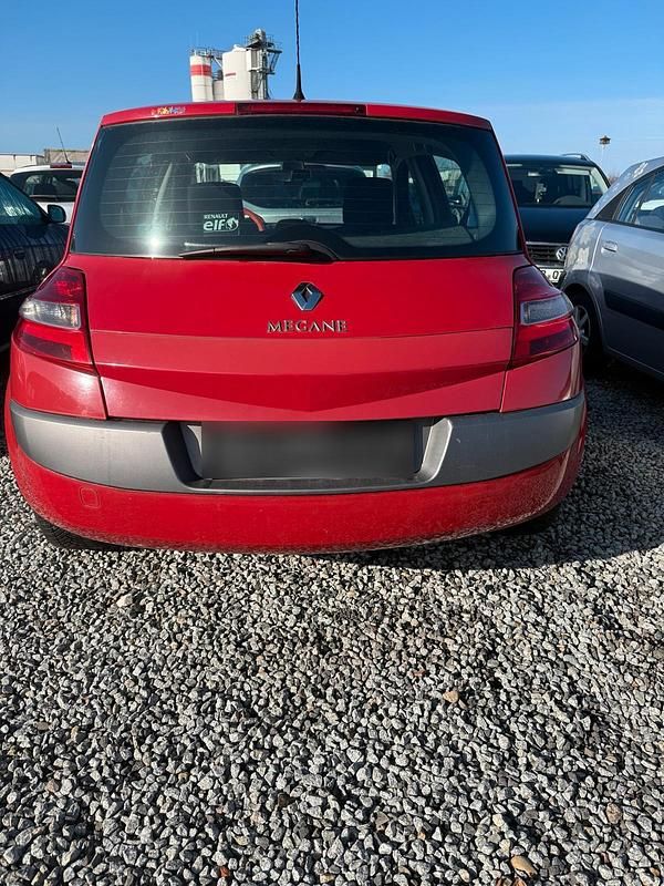 Gebraucht Renault Mégane II 112 PS (82 kW) 2008 Rot Limousine