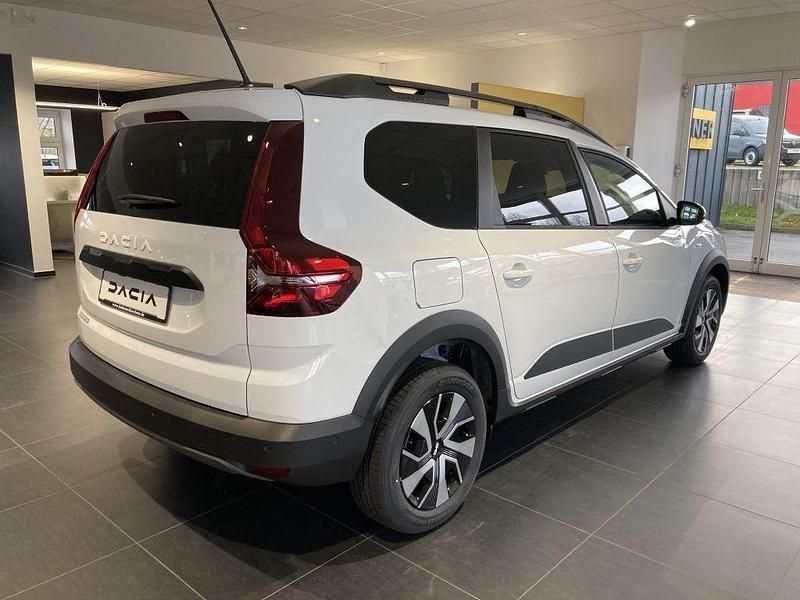 Neu Dacia Jogger Expression 110 PS (80 kW) 2026 Weiß Van / Kleinbus