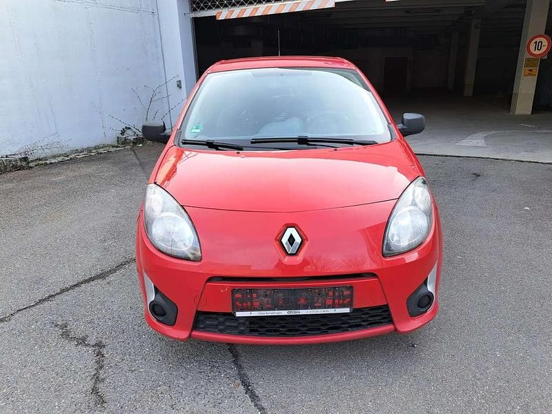 Second-hand Renault Twingo 75 CP (55 kW) 2011 Roșu Hatchback