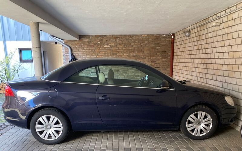 Blau Gebraucht 2006 VW Eos Cabrio | 3.000 € (Teuer) - Bild 1/4