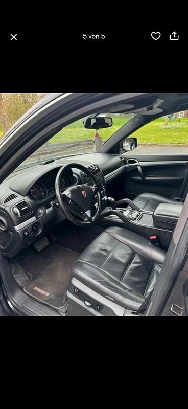 Second-hand Porsche Cayenne 245 CP (180 kW) 2009 Negru SUV