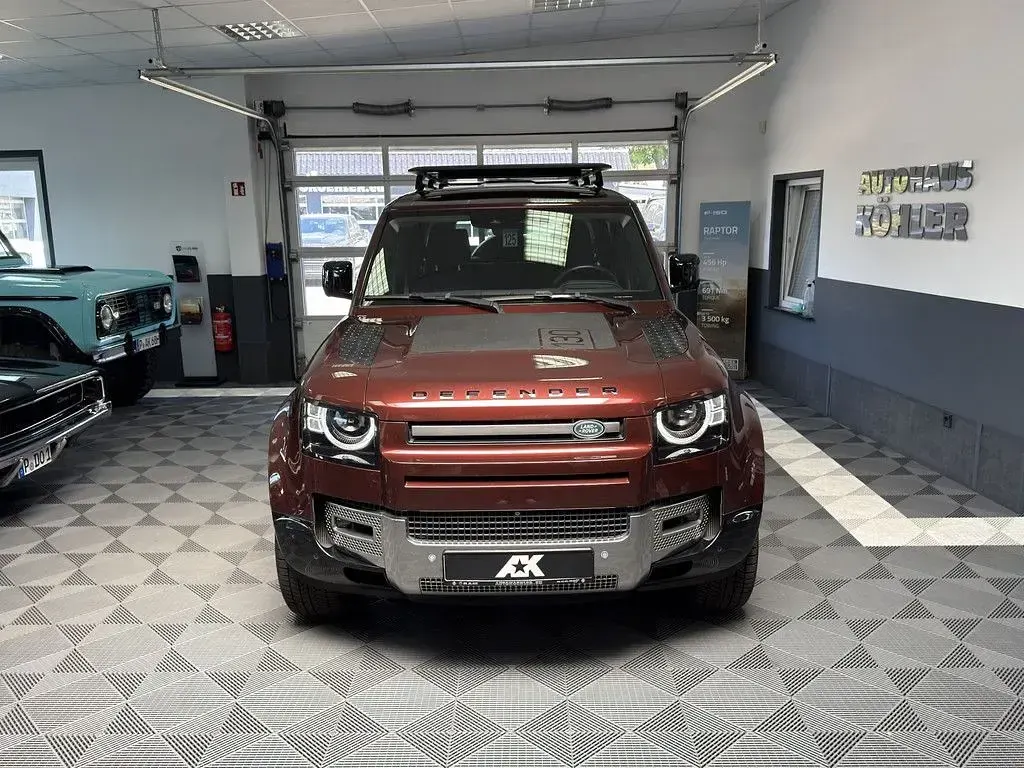Gebraucht Land Rover Defender SE 400 PS (294 kW) 2022 Sedona red SUV
