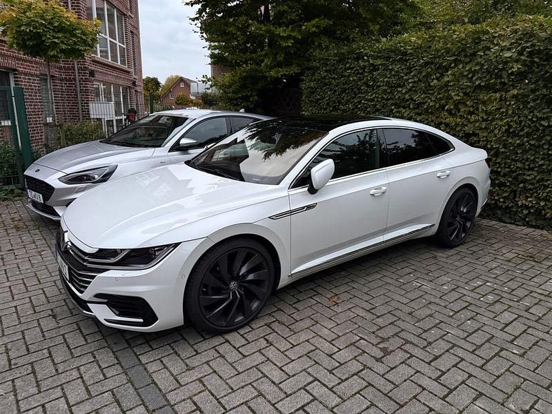 Gebraucht VW Arteon R-line 190 PS (139 kW) 2019 Weiß Kleinwagen