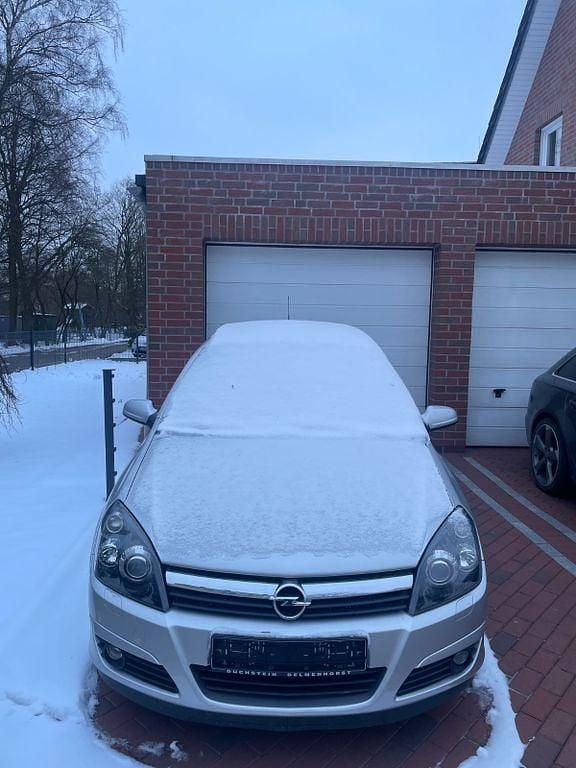 Gebraucht Opel Astra Sport 105 PS (77 kW) 2005 Silber Limousine
