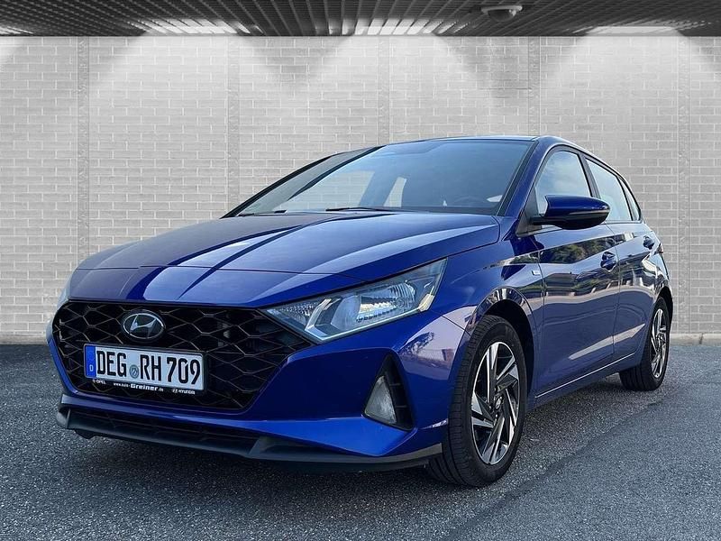 Intense blue Gebraucht 2021 Hyundai i20 Intro Edition Limousine | 13.200 € (Fairer Preis) - Bild 1/4