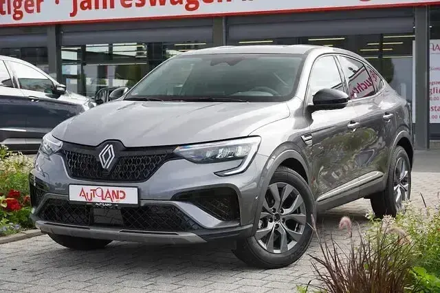 Neu Renault Arkana 140 PS (102 kW) 2026 Grau SUV