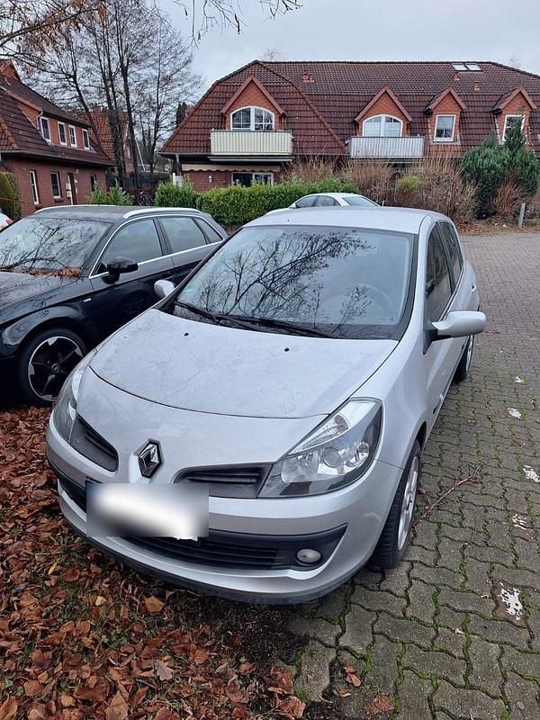 Gebraucht Renault Clio II Authentique 75 PS (55 kW) 2006 Silber Kleinwagen