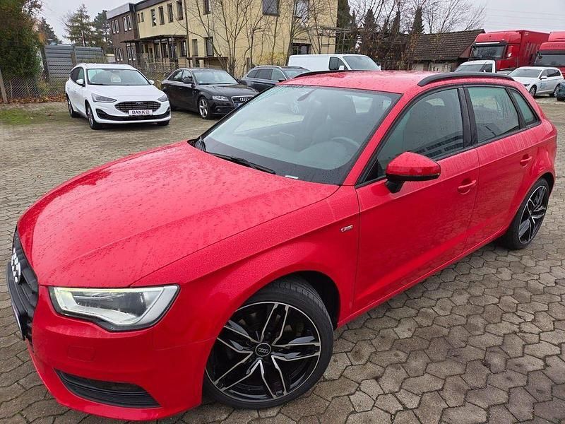 Gebraucht Audi A3 S-Line 140 PS (102 kW) 2014 Rot Limousine