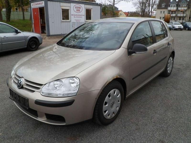 Gebraucht VW Golf IV 102 PS (75 kW) 2004 Wheatbeige metallic Limousine