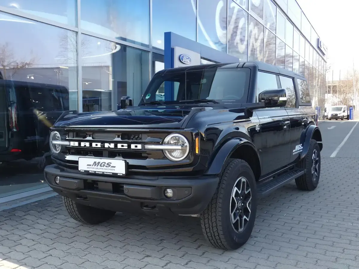 Gebraucht Ford Bronco Outer Banks 334 PS (245 kW) 2026 Absolute black metallic SUV