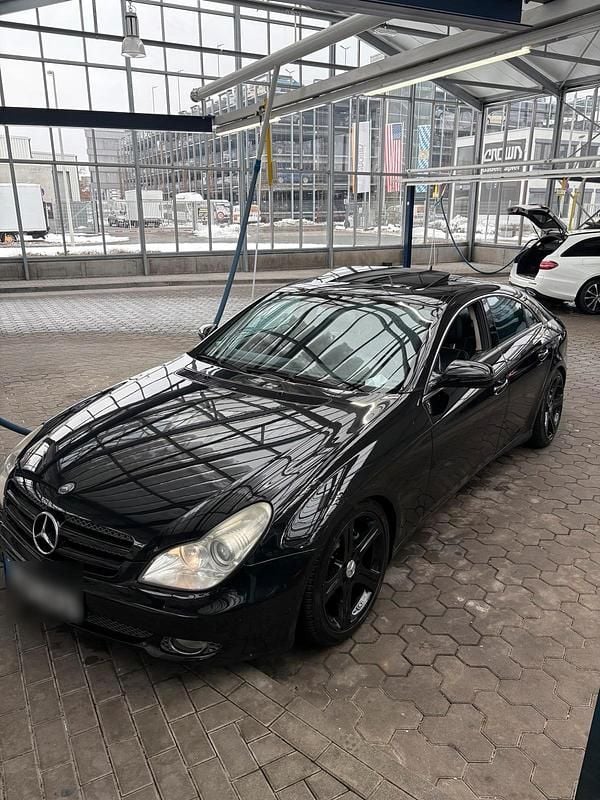 Gebraucht Mercedes CLS350 Style 292 PS (214 kW) 2009 Schwarz Limousine