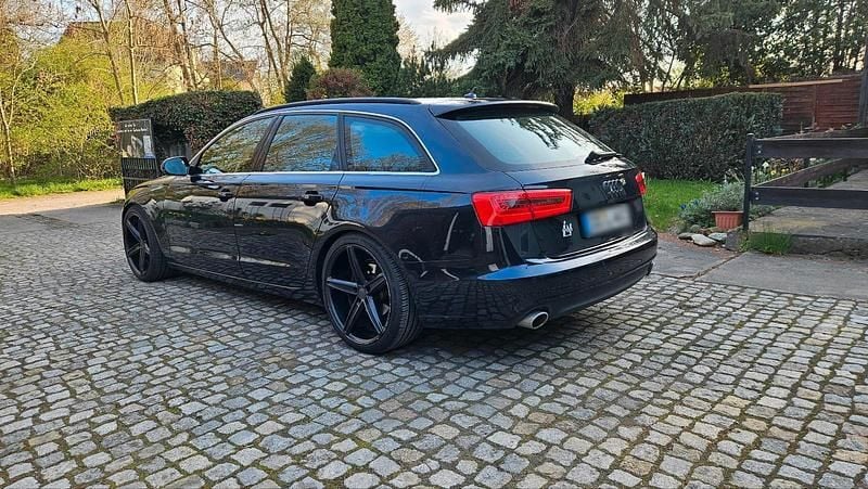 Usata Audi A6 250 CV (183 kW) 2013 Blu Station wagon