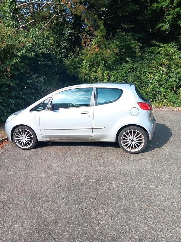 Gebraucht Mitsubishi Colt 95 PS (69 kW) 2005 Grau Kleinwagen