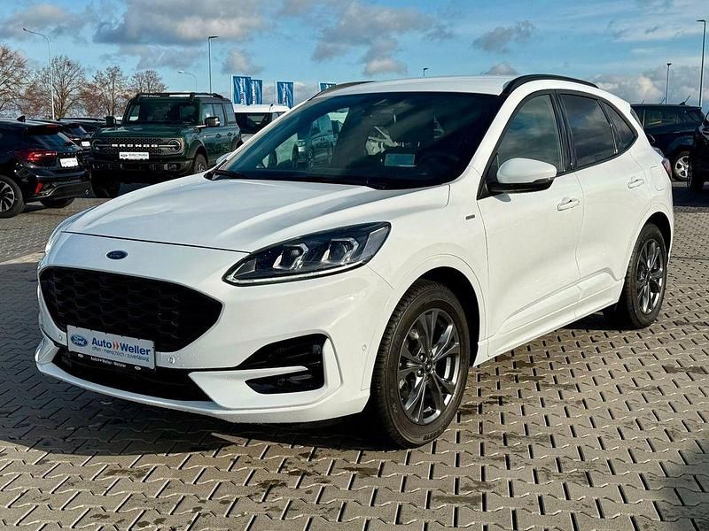 Gebraucht Ford Kuga ST-Line X 150 PS (110 kW) 2021 Frozen white SUV