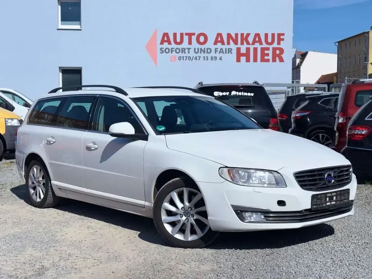 Gebraucht Volvo V70 181 PS (133 kW) 2015 Weiß Kombi