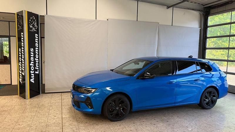 Blau Gebraucht 2024 Opel Astra Kombi | 23.690 € (Fairer Preis) - Bild 1/4