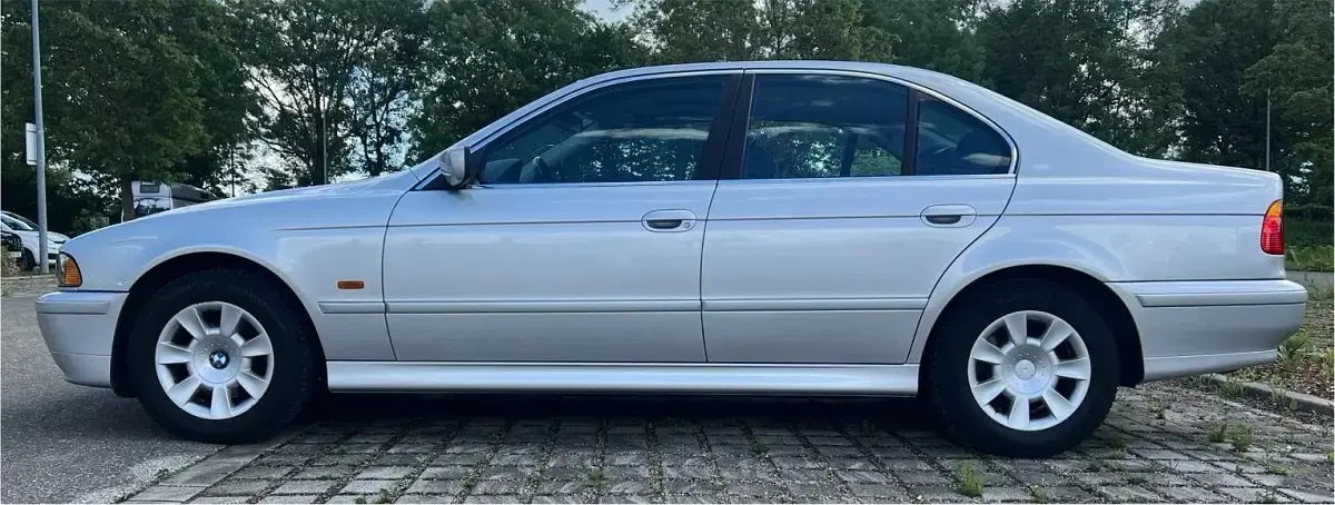 Gebraucht BMW 520 170 PS (125 kW) 2001 Silber Limousine