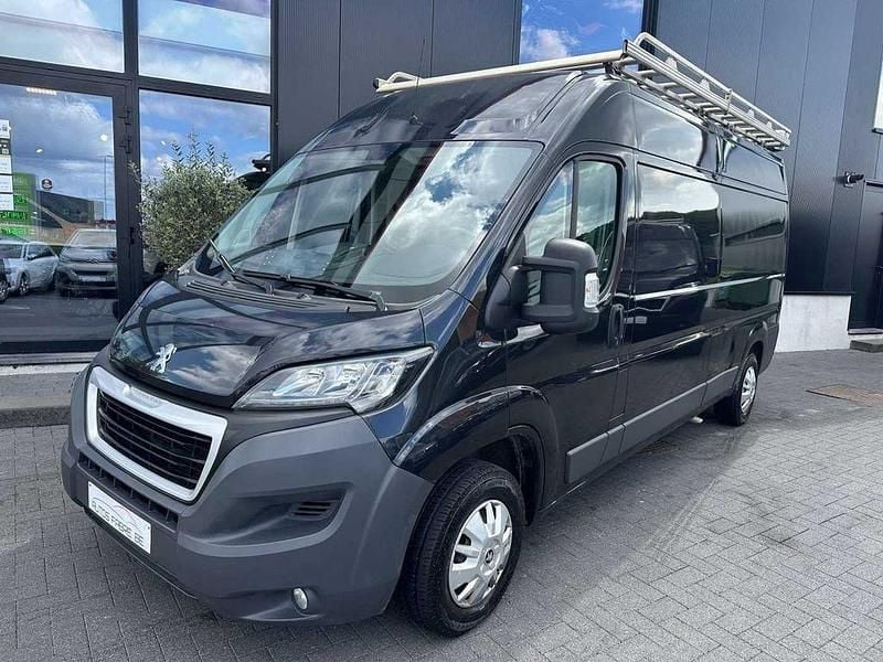 Schwarz Gebraucht 2017 Peugeot Boxer Premium Van | 9.500 € (Guter Preis) - Bild 1/4