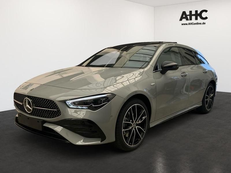 Andere Gebraucht 2025 Mercedes CLA250e Shooting Brake Edition Kombi | 48.790 € - Bild 1/4