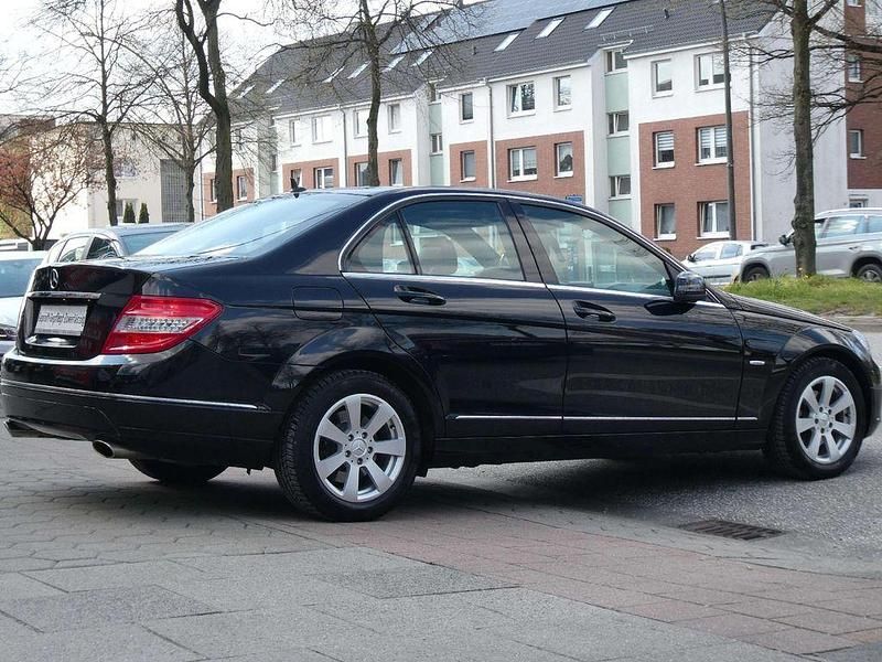 Gebraucht Mercedes C280 231 PS (169 kW) 2009 Schawarz Limousine
