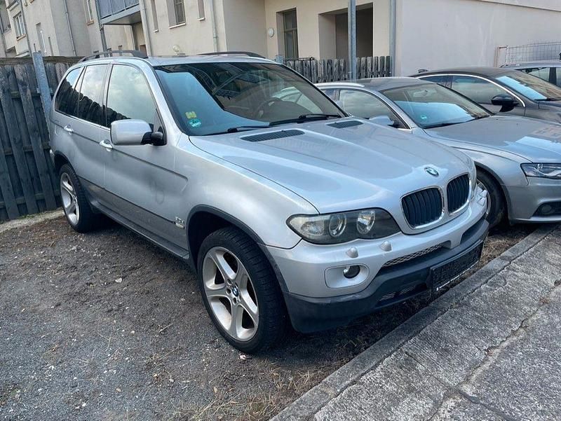 Silber Gebraucht 2004 BMW X5 Sport Line SUV | 4.200 € (Superpreis) - Bild 1/4