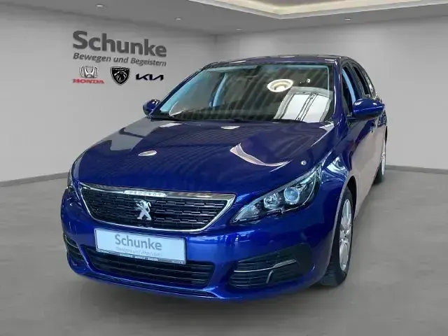 Gebraucht Peugeot 308 SW Active 131 PS (96 kW) 2020 Blau Kombi