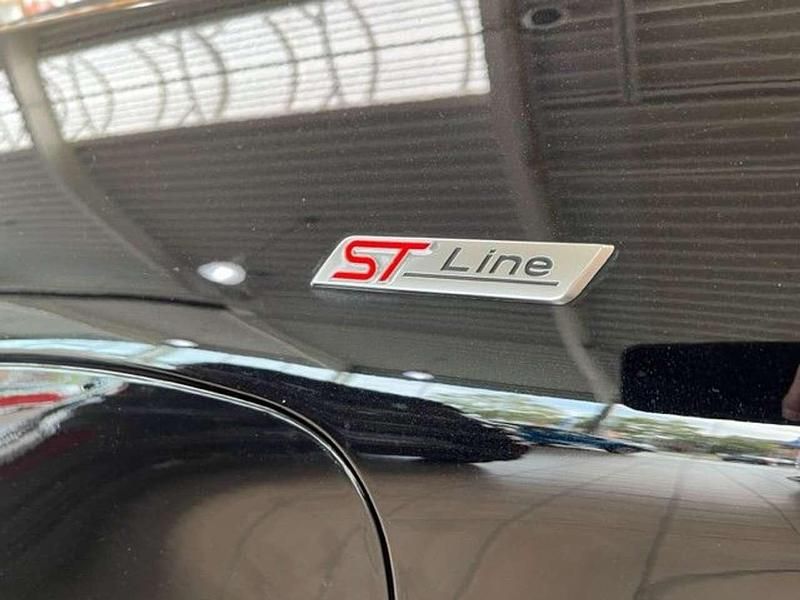 Gebraucht Ford Explorer ST-Line 457 PS (336 kW) 2023 Obsidianschwarz metallic SUV