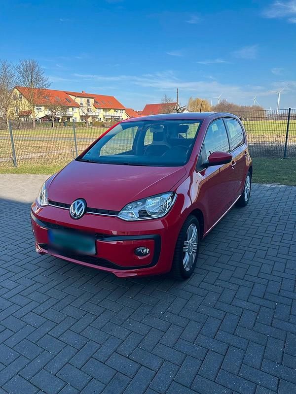 Gebraucht VW up! high up! 60 PS (44 kW) 2018 Rot Kleinwagen