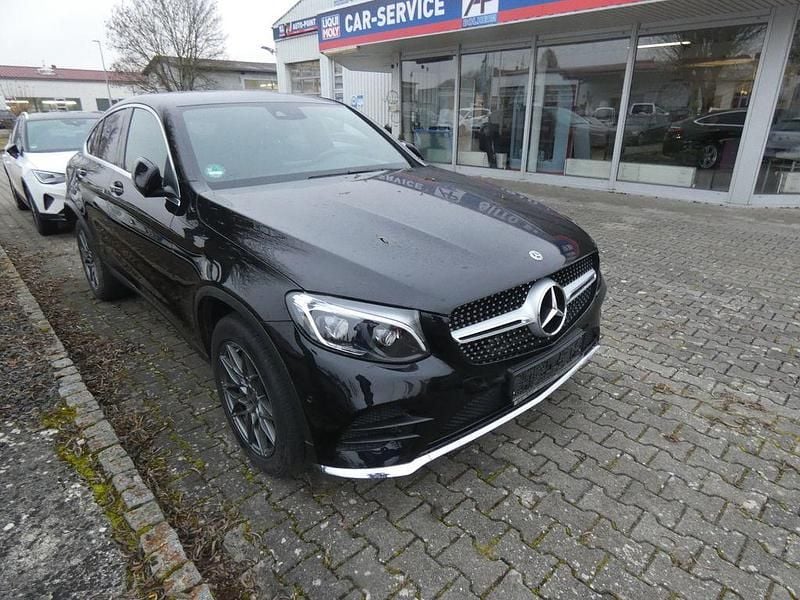 Obsidianschwarz Gebraucht 2018 Mercedes GLC250 Coupé | 29.800 € (Guter Preis) - Bild 1/4