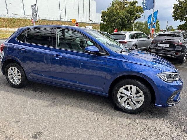 Gebraucht VW Polo Style 95 PS (69 kW) 2024 Blau Limousine
