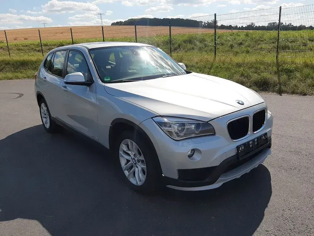 Gebraucht BMW X1 184 PS (135 kW) 2015 Silber SUV
