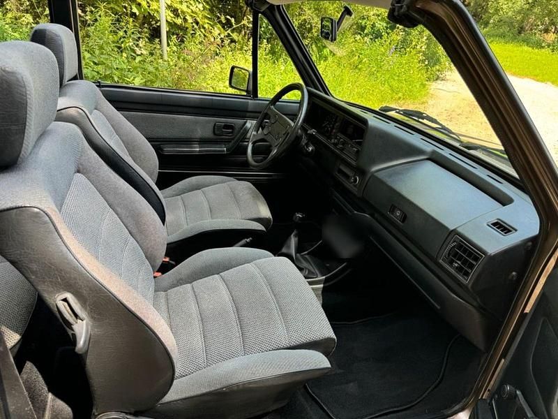 Gebraucht VW Golf Cabriolet 112 PS (82 kW) 1986 Braun Cabrio