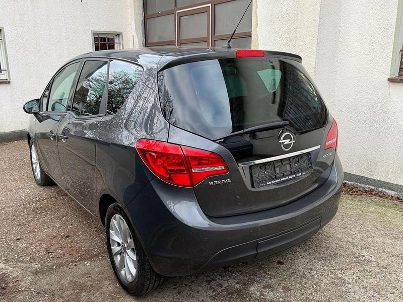 Gebraucht Opel Meriva 120 PS (88 kW) 2012 Grau Van / Kleinbus