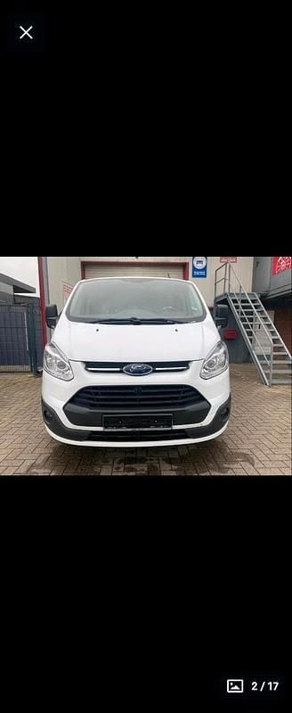Gebraucht Ford Tourneo 125 PS (91 kW) 2014 Weiß Van / Kleinbus