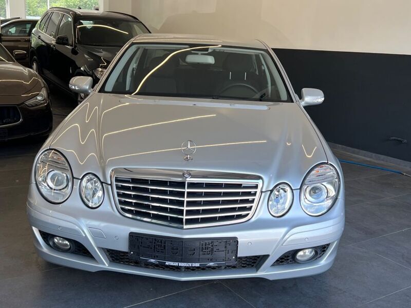 Gebraucht Mercedes E200 184 PS (135 kW) 2007 Silber Limousine