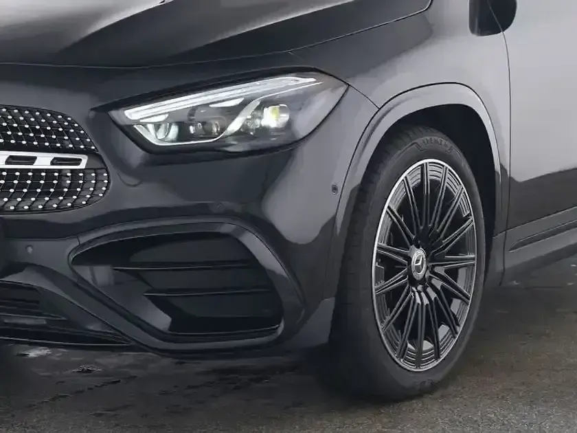 Gebraucht Mercedes GLA220 AMG 190 PS (139 kW) 2025 Schwarz SUV