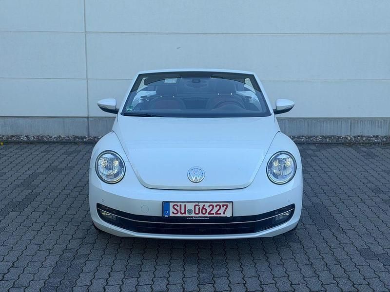 Gebraucht VW Beetle Cabriolet Design 105 PS (77 kW) 2014 Weiß Cabrio