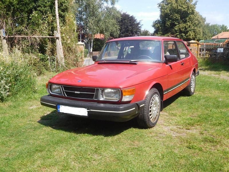 Rot Gebraucht 1985 Saab 90 Limousine | 2.800 € - Bild 1/4
