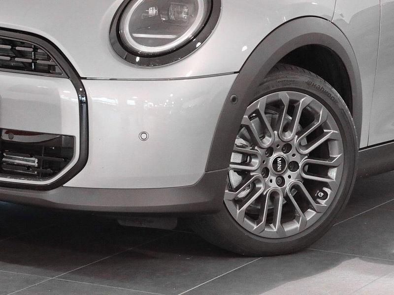 Gebraucht Mini Cooper 156 PS (114 kW) 2025 Silber Kleinwagen