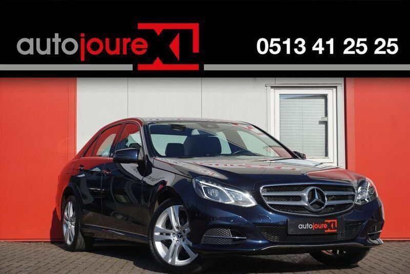 Blau Gebraucht 2014 Mercedes E220 Ambition Limousine | 13.350 € (Guter Preis) - Bild 1/4