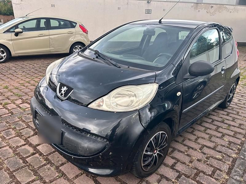 Schwarz Gebraucht 2006 Peugeot 107 Kleinwagen | 450 € (Guter Preis) - Bild 1/4