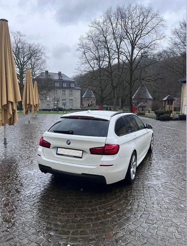 Gebraucht BMW 530 Performance 258 PS (189 kW) 2015 Weiß Kombi