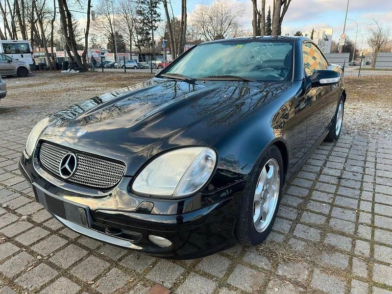 Gebraucht Mercedes SLK320 218 PS (160 kW) 2000 Schwarz Cabrio